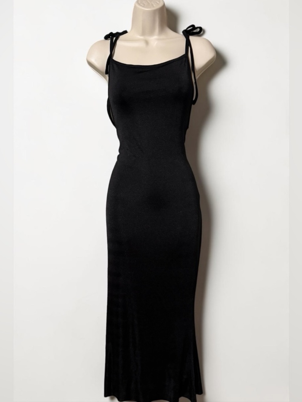 WeWoreWhat x Danielle Bernstein Black Tie-Strap Midi Dress - Picture 4 of 9